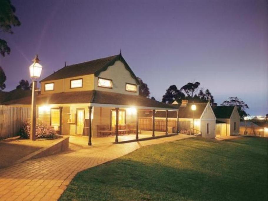 Sovereign Hill Hotel Ballarat Exterior photo